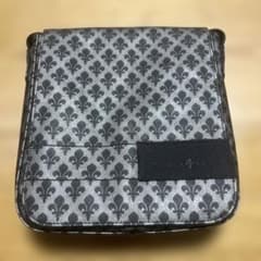 【美品】PATRICK COX 総柄ショルダーバッグ