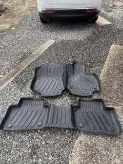 ハリアー80系自動車用 3D立体フロアマット ブラック 3点セット